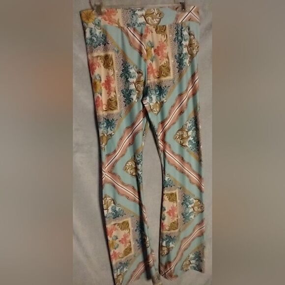 Guess "Kloe Knit Pant"  - Picture 1 of 6
